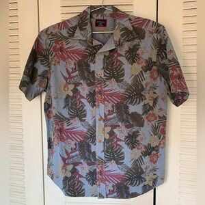 Untuckit Hawaiian print shirt